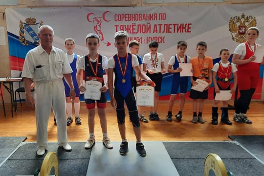 Золотая россыпь украсила наш Курский район