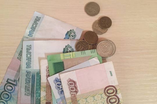 Отец задолжал детям 90 тысяч рублей