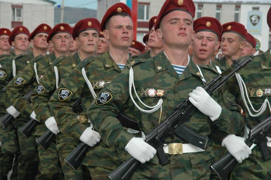 Курян приглашают на службу по контракту