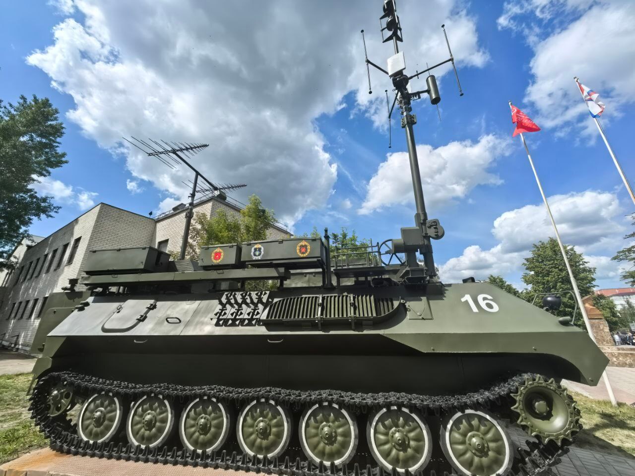В поселке им. М. Жукова открыли военный памятник