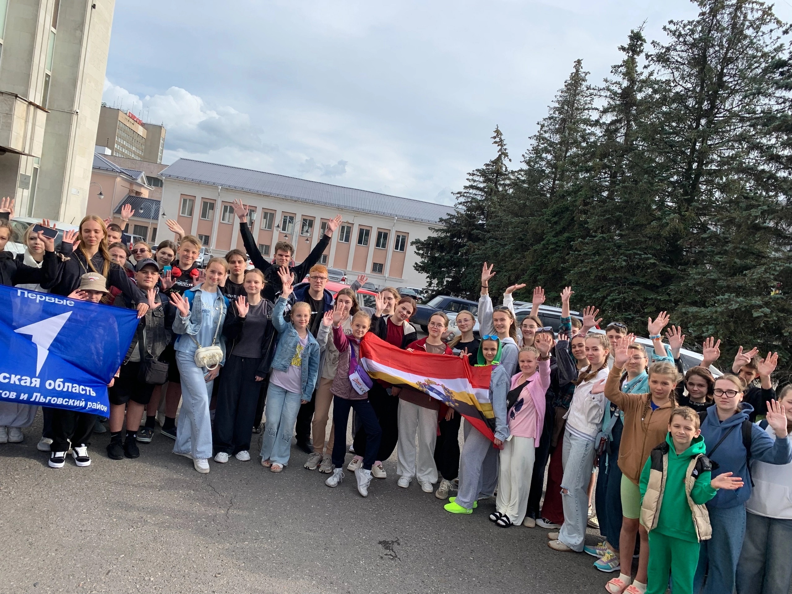 Школьницы из Курского района продолжают покорять "Артек"